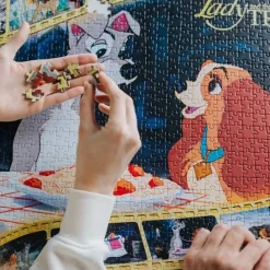 Puzzle Premium Plus Quality 1000 el. Iconic Moments: Zakochany kundel